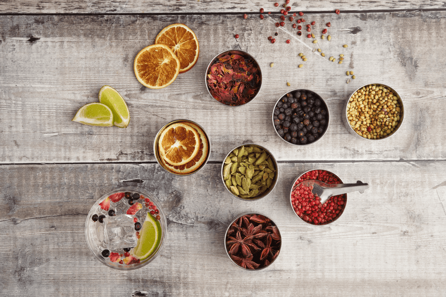 Gin Botanicals Tin with 7 Botanicals | Spice Kitchen