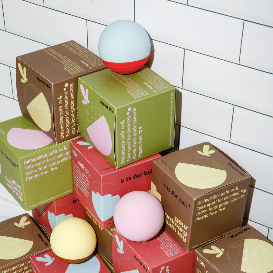Your (Un)Ordinary Bath Toy b is for ball®: Blue Cotton Candy