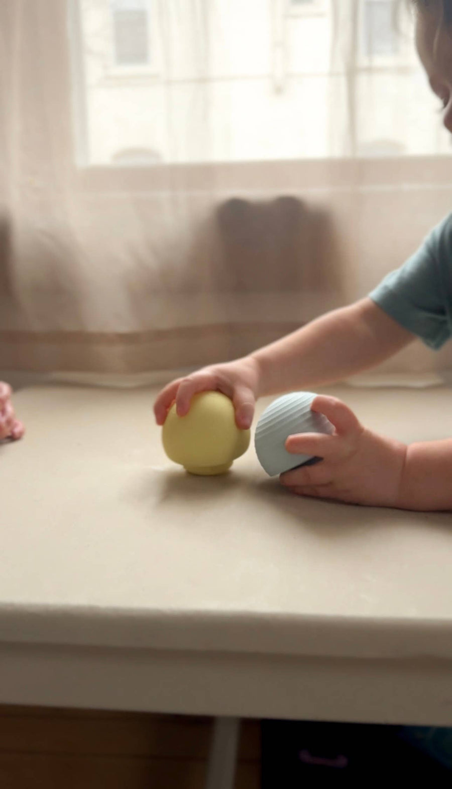 Your (Un)Ordinary Bath Toy b is for ball®: Blue Cotton Candy