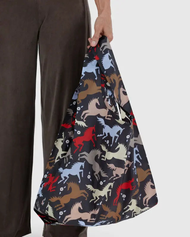 BAGGU Horse Cut Outs