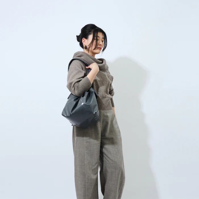 Mate-Mono Tekateka Tote bag: Charcoal