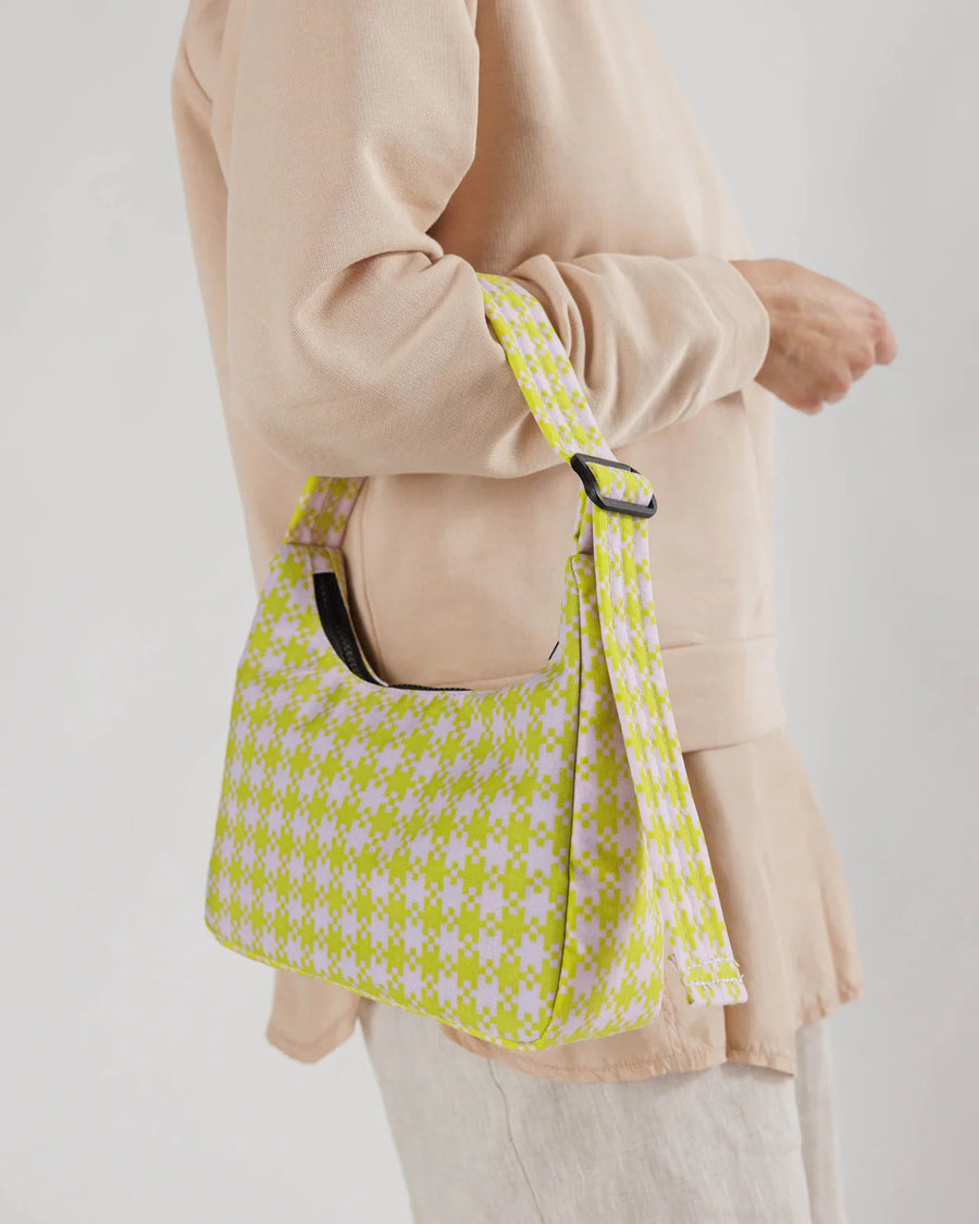 BAGGU Mini Nylon Shoulder Bag in Pink Pistachio